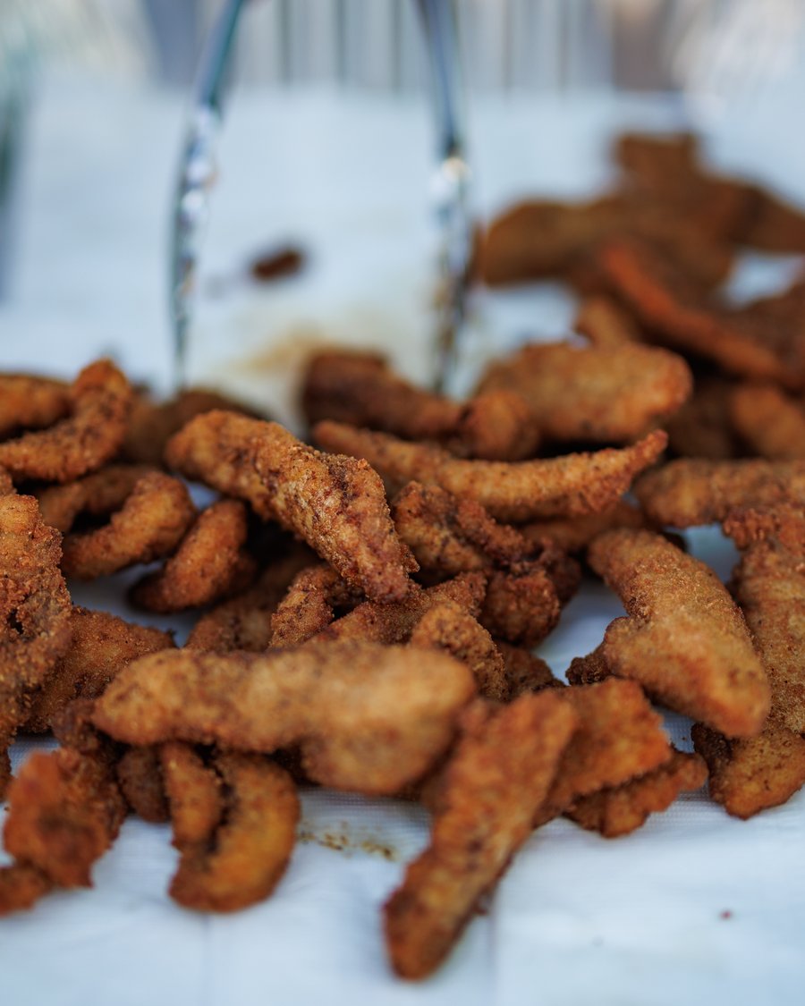 A tray of fried fish
